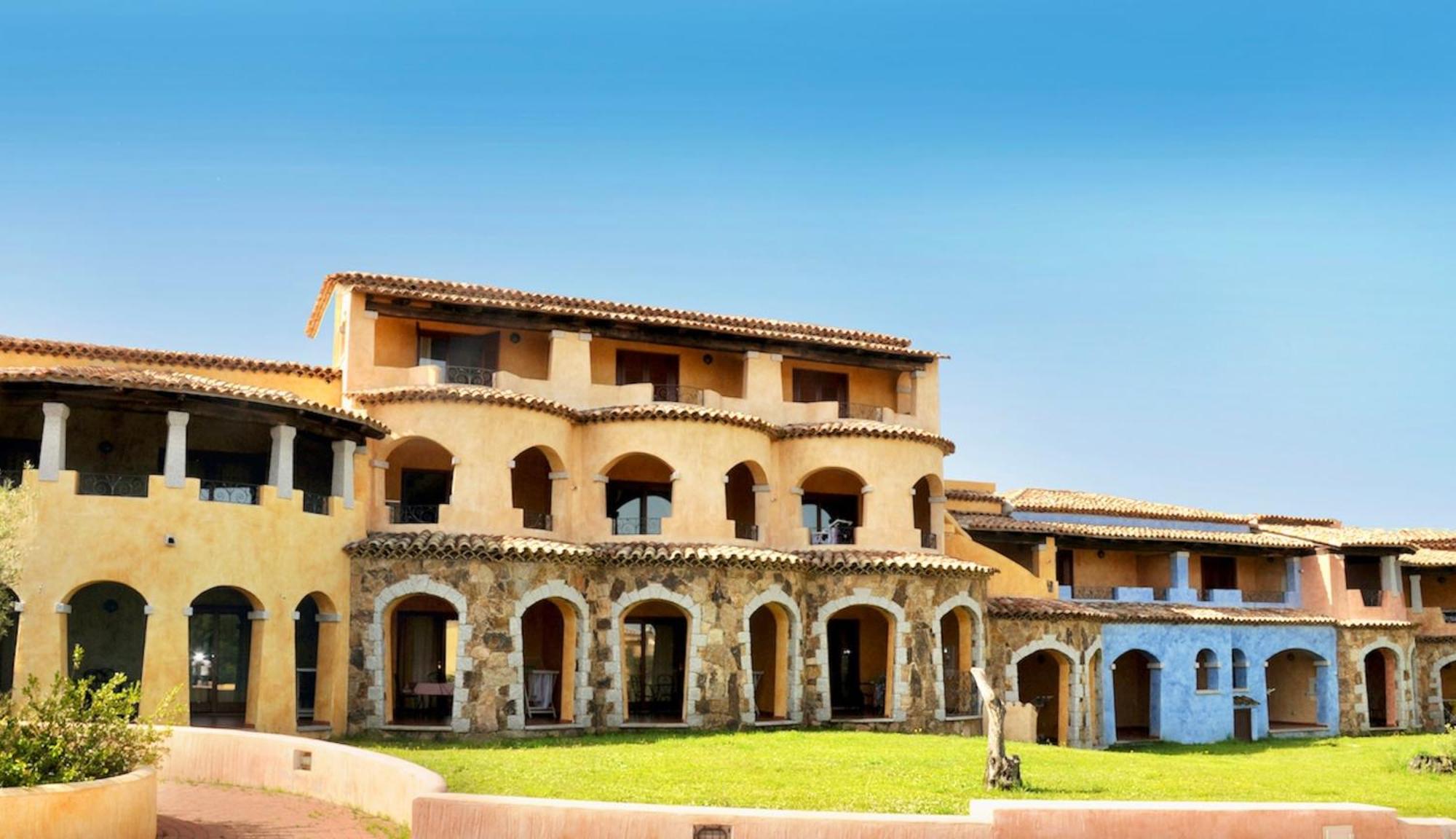 Residence With Private Beach In Marinella Exterior photo